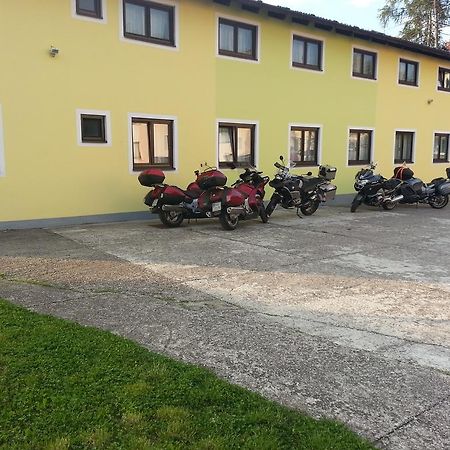 Hostel M Марибор Экстерьер фото