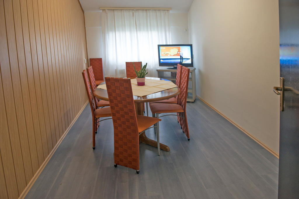 Hostel M Марибор Экстерьер фото